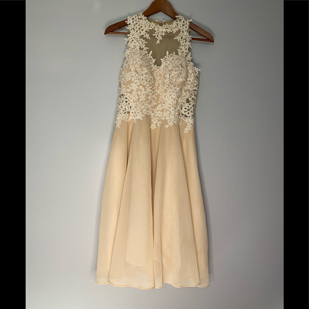Prom, holiday, Wedding dress size S delicate lace A line, halter